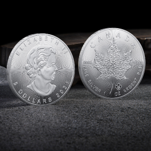 👑👑Queen’s Anniversary🍁2021-2024-Royal Canadian Mint Queen’s Maple Leaf Silver Dollar