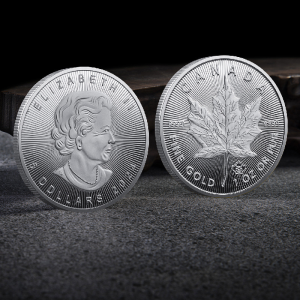 👑👑Queen’s Anniversary🍁2021-2024-Royal Canadian Mint Queen’s Maple Leaf Silver Dollar